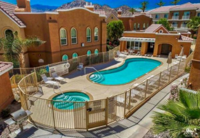 2 Bedrooms Beautiful condo in Coachella, La Quinta